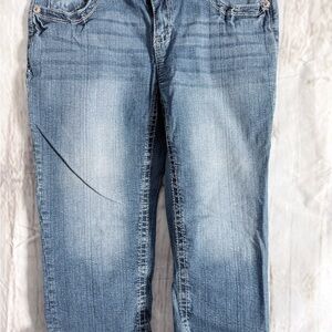 Myth of Jade size 6 Denim Capris embellished pockets